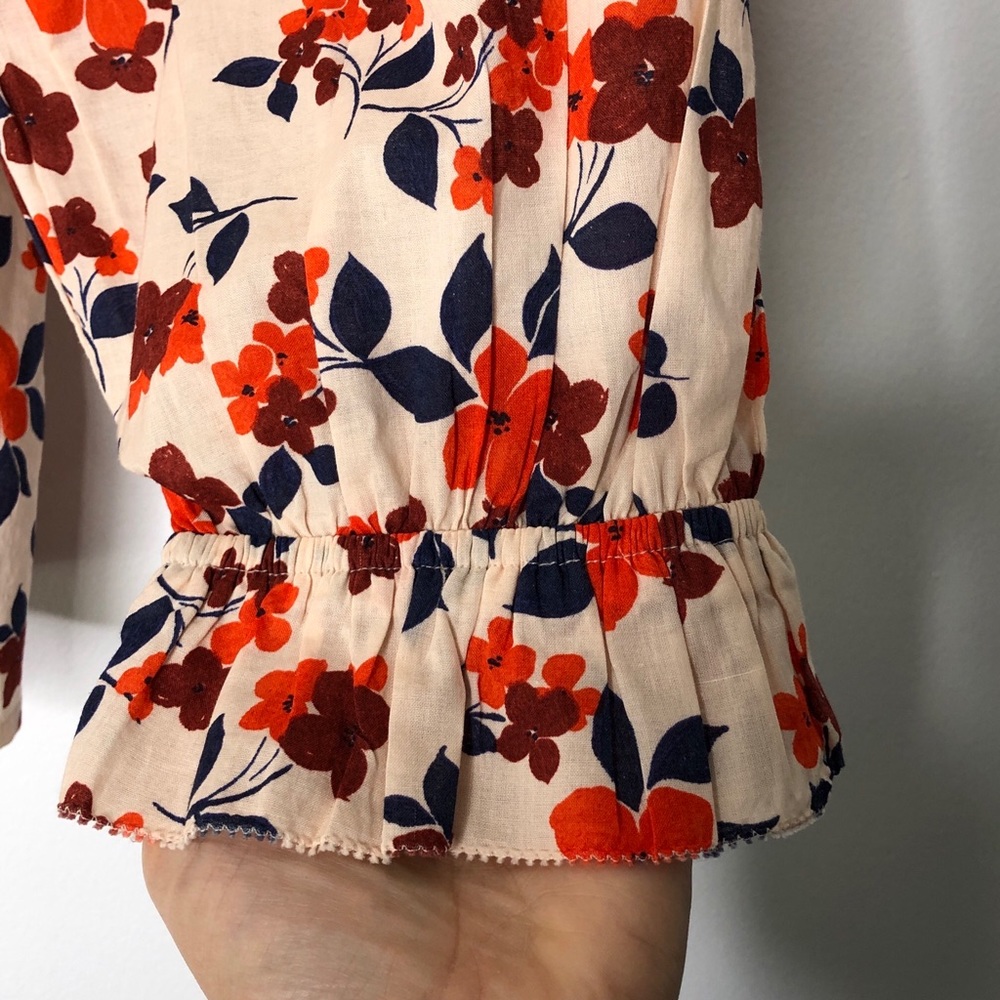 Elizabeth and James Floral Print Long Sleeve Pleated Front Blouse - Picture 5 of 11